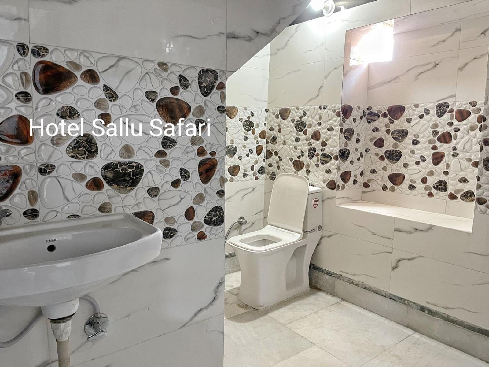 Hotel Sallu Safari Jaisalmer Dış mekan fotoğraf