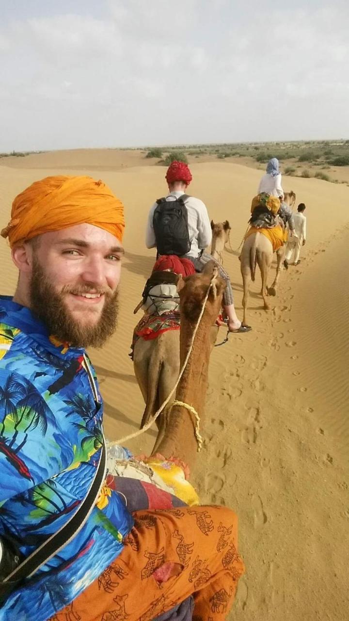 Hotel Sallu Safari Jaisalmer Dış mekan fotoğraf